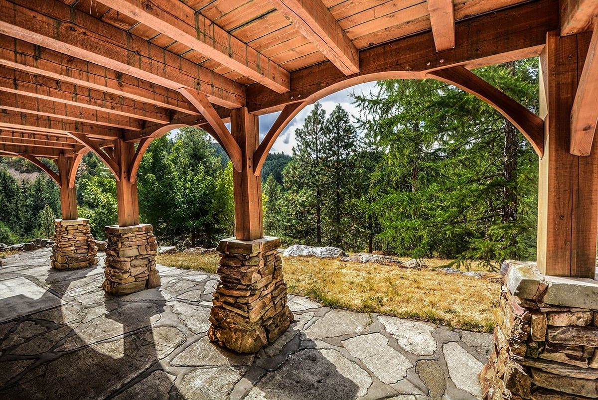 construire une terrasse en bois : guide complet pour réussir votre projet