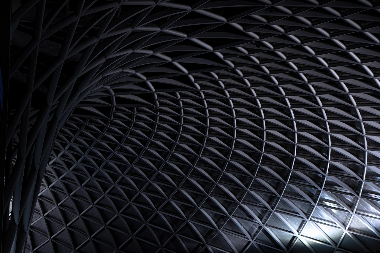 installation de plafonnier professionnelle : éclairez votre intérieur avec style et sécurité grâce à notre service expert.